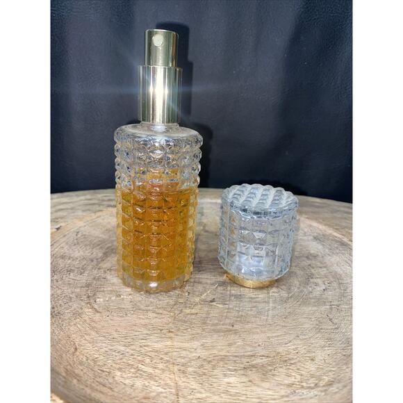 Vintage Visions Atomizer And Perfume 70% Full Cut Glass Removable Cap - Picture 2 of 4